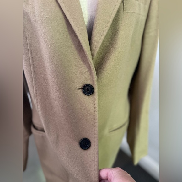 Pure Collection - classic & elegant camel coat in wool & cashmere - Picture 5 of 12